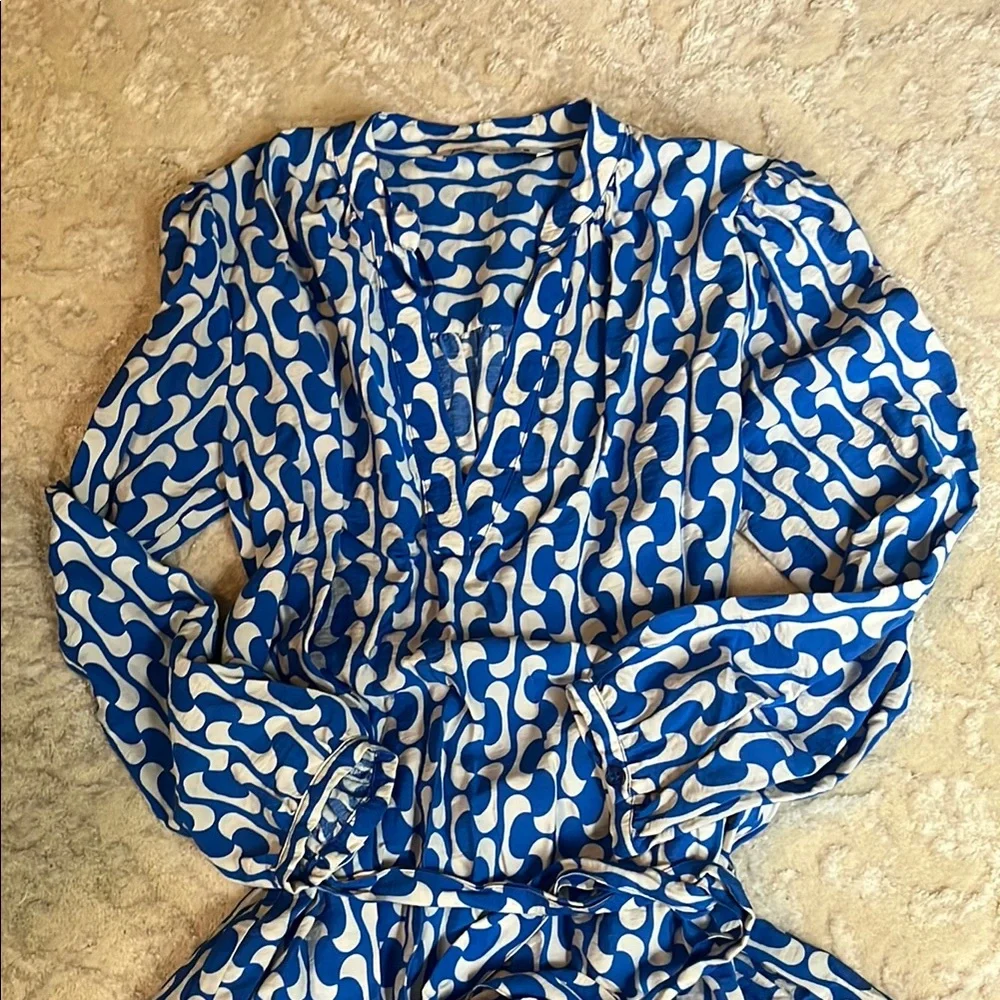 Zara | Blue and White Puff Sleeve Sundress - Picture 7 of 11